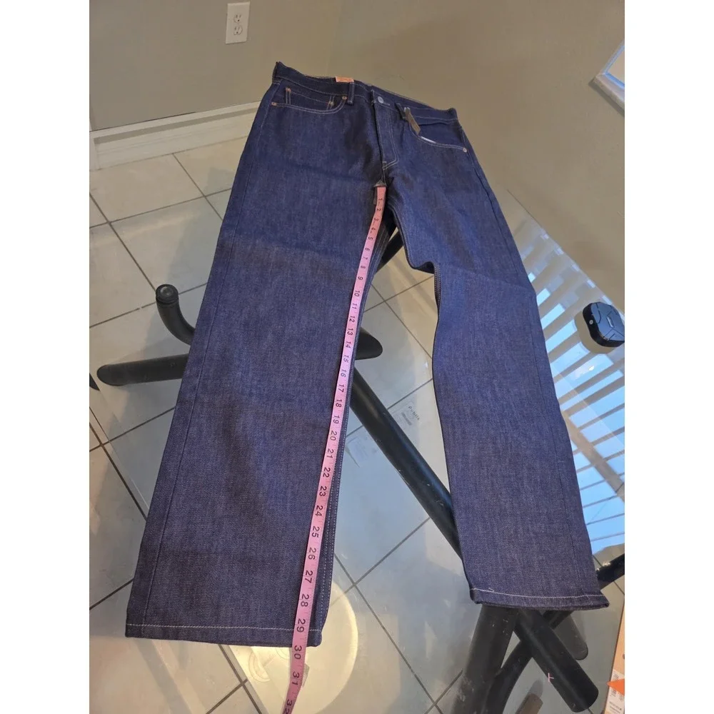 Levis 501 Jeans Mens 32x30 Blue Button Fly Straight Leg Denim